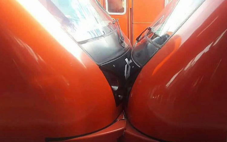 Trens colidem na estação Barueri da CPTM I Foto: Divulgação