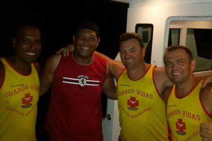 Valdemiro Santiago: barco em que o apóstolo estava ficou à deriva na madrugada (Divulgação/Bombeiros)