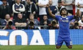Willian é jogador do Chelsea e conta que sua fé o ajudou a lidar com a dor do falecimento de sua mãe. Foto: O Tempo